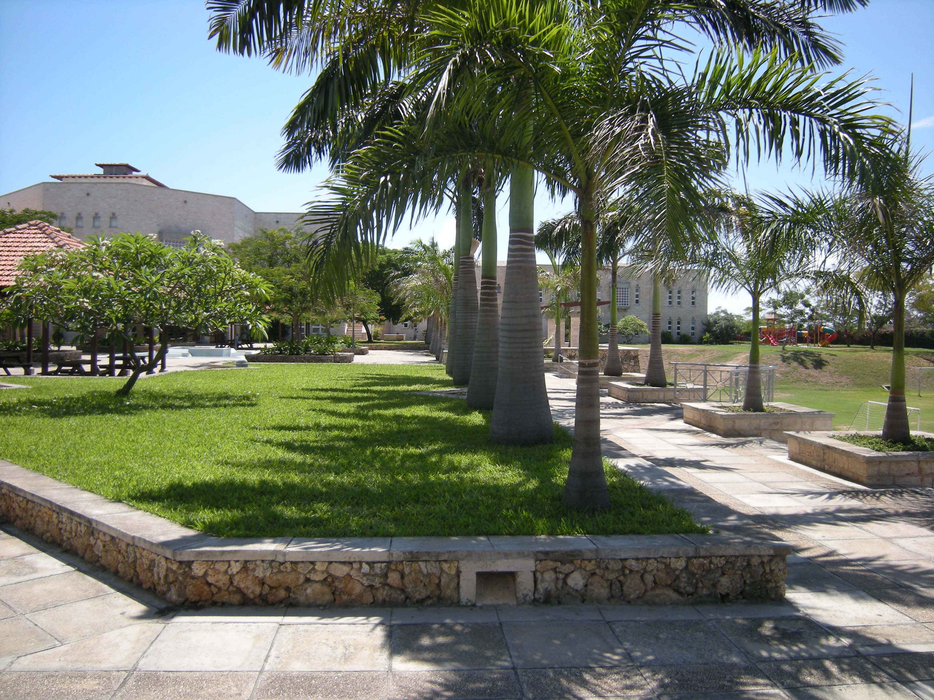 Aga Khan Msa, 2005 - 2012 — image 4 of 5